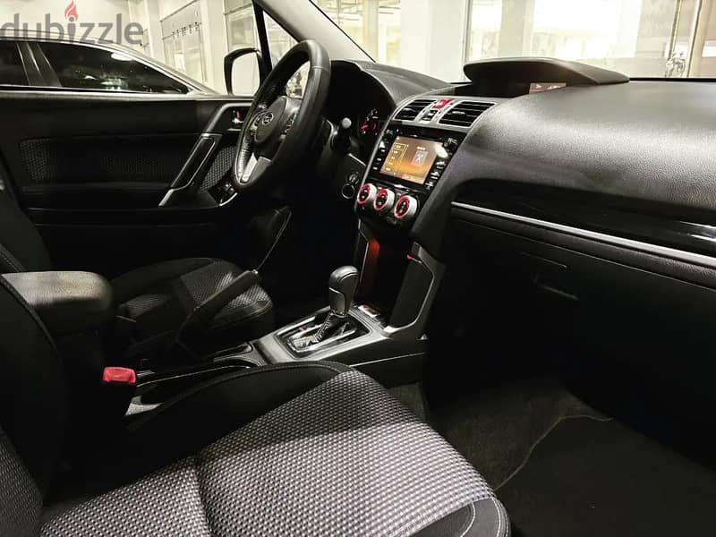 Subaru Forester AWD Full option 5