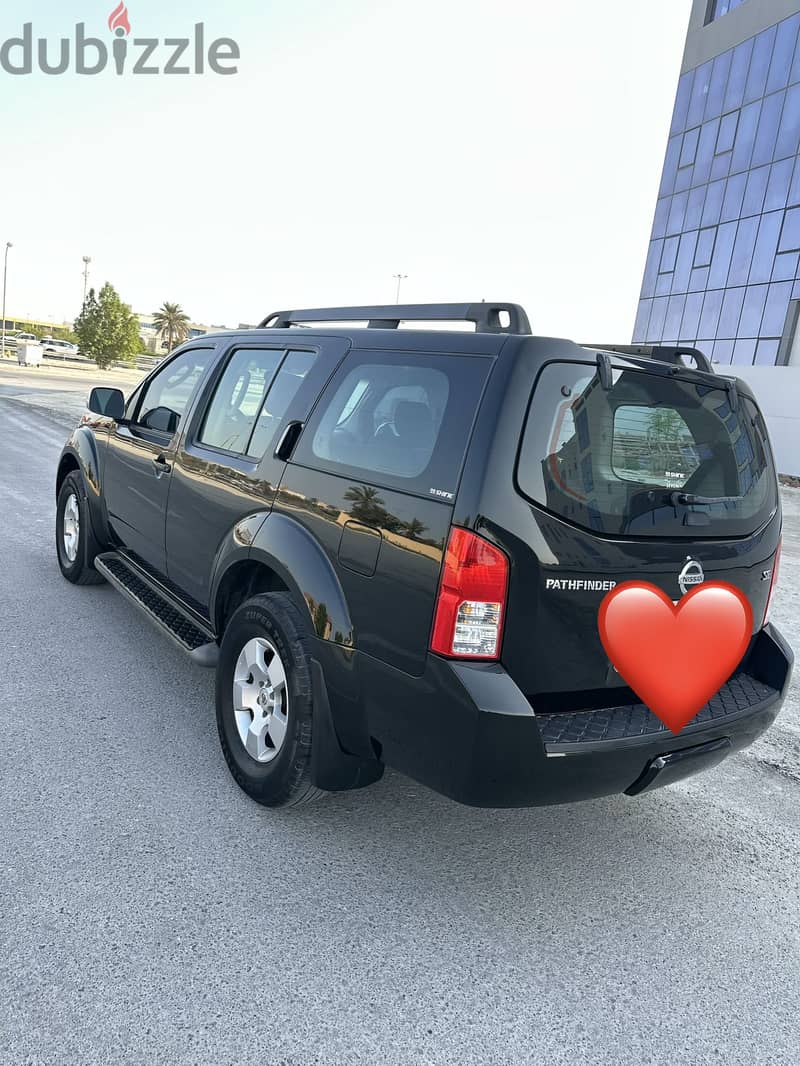 Nissan Pathfinder 2010 Excellent condition 1650 BD 5