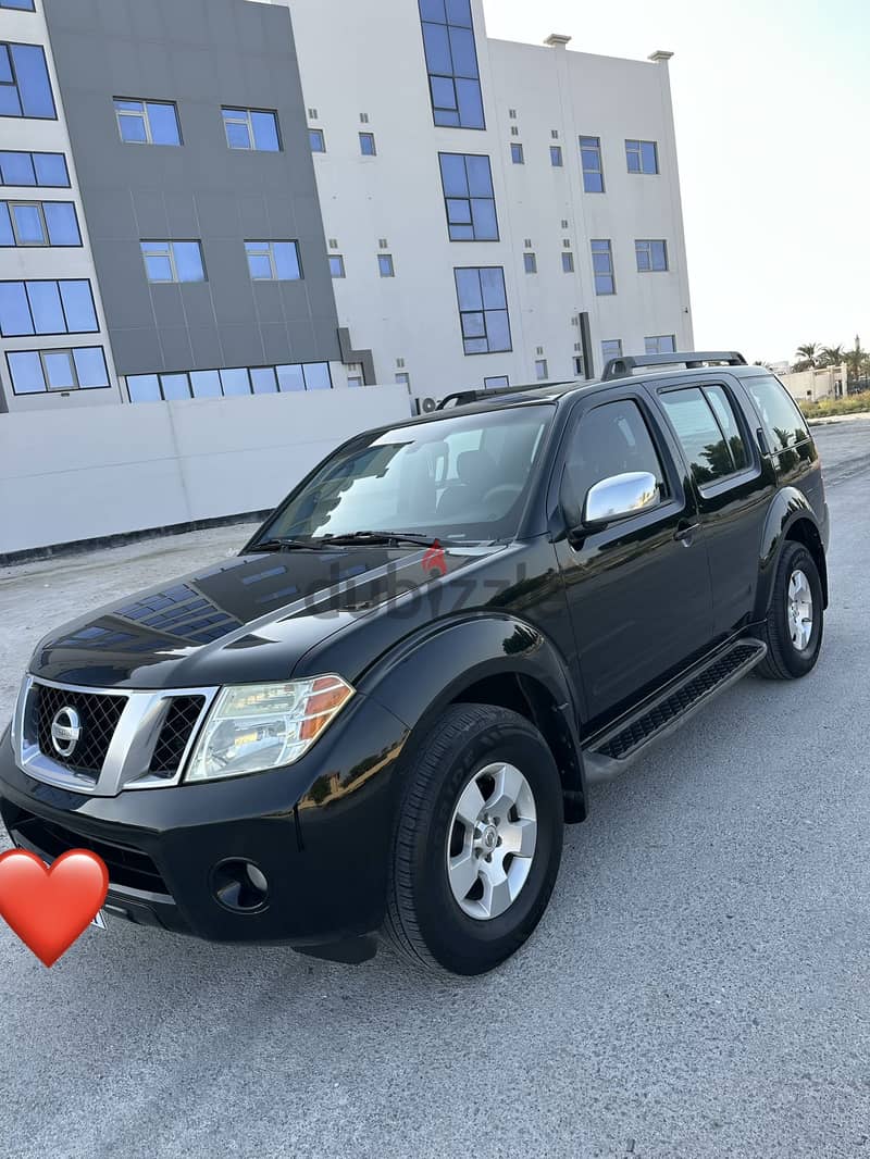 Nissan Pathfinder 2010 Excellent condition 1650 BD 8