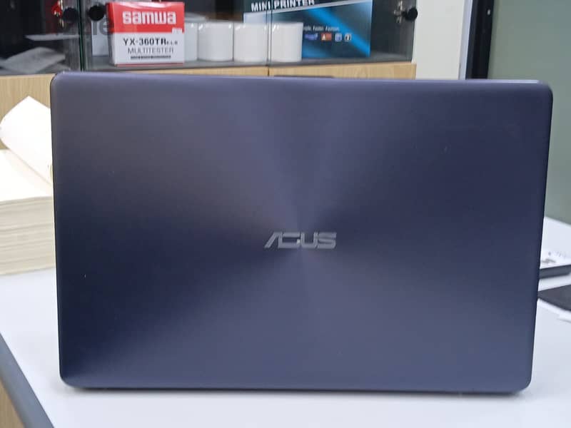 ASUS VivoBook Core I7 8th Gen Graphics Laptop NVidia 2GB Graphics Card 4