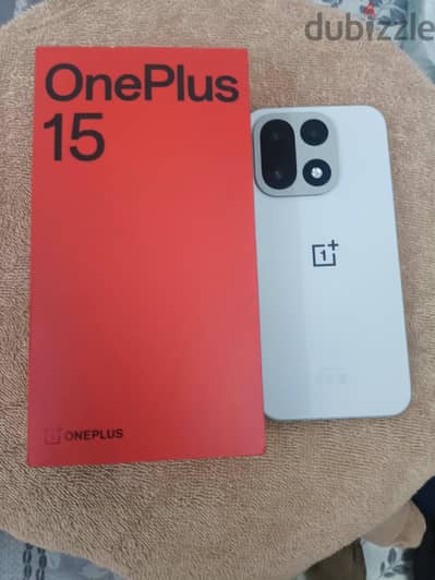 OnePlus 15 global white 16bg 512 memory 120 watt