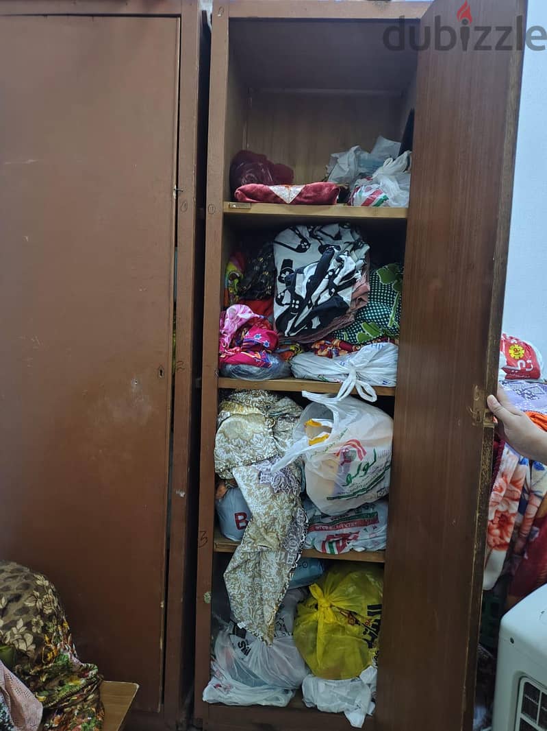 dressing cupborad and drawers 2
