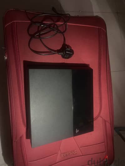 Ps 4 console