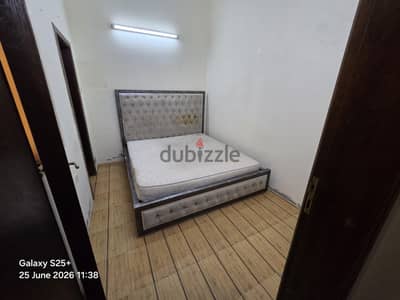 small flat for rent with EWA near alosra restaurant Muhar