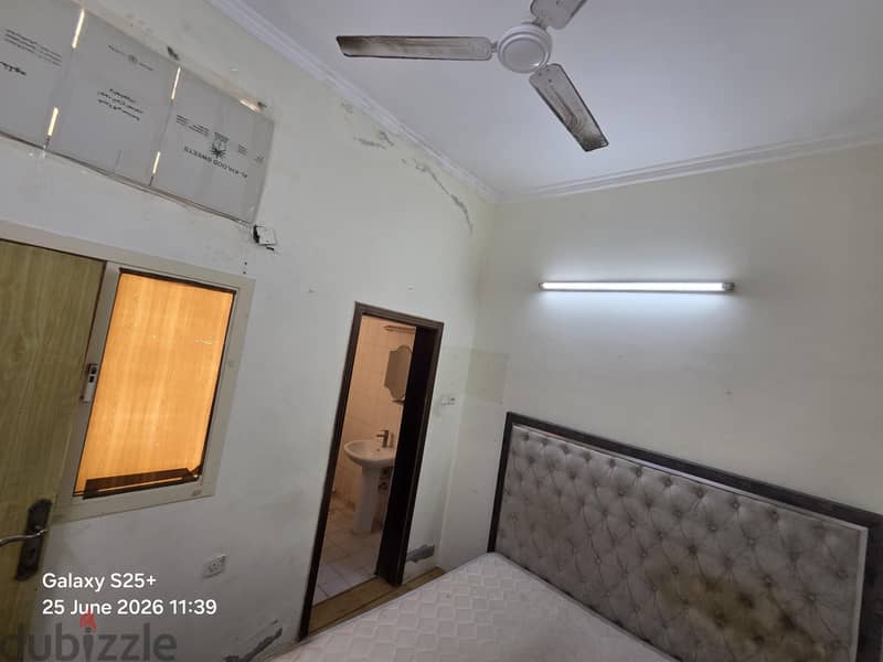 small flat for rent with EWA near alosra restaurant Muhar 2