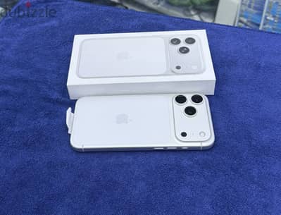 Apple - iPhone 17 Pro Max