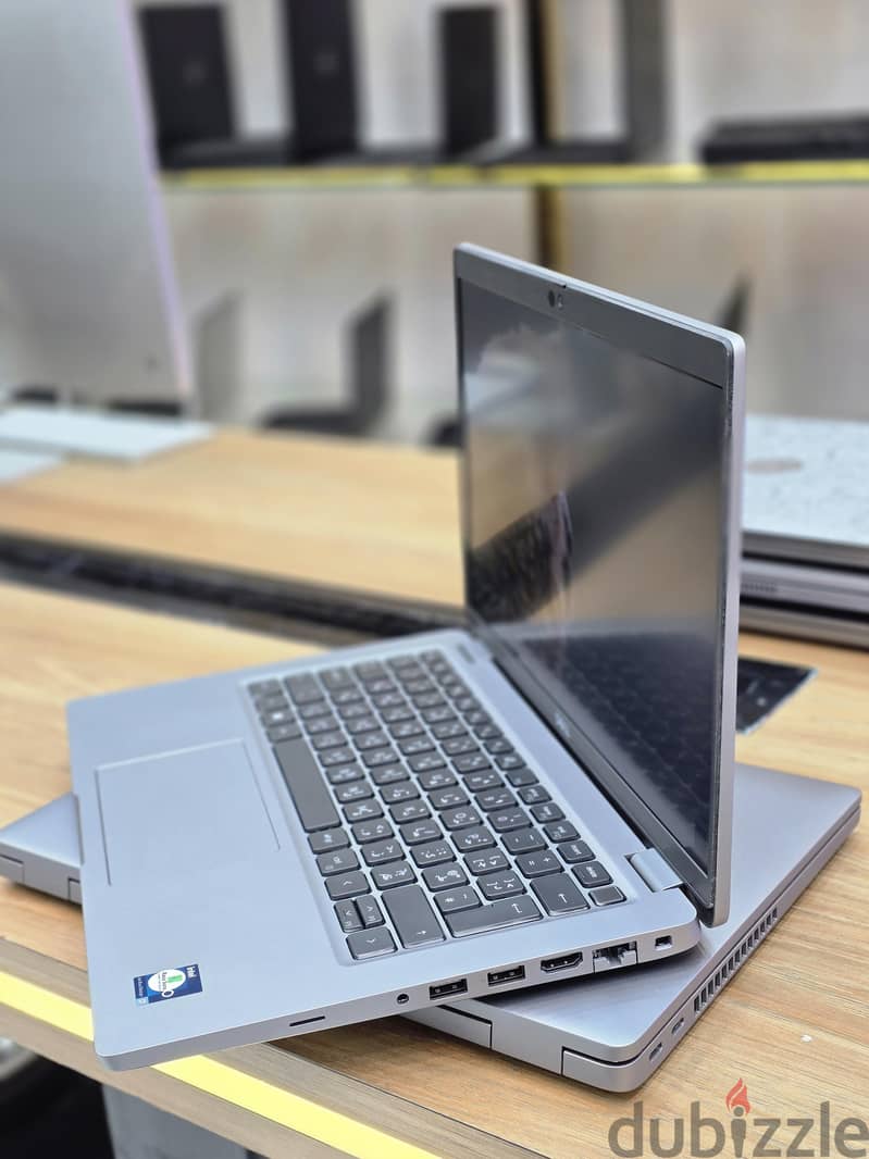 Dell Latitude 5430 Core i7-12th Generation 3