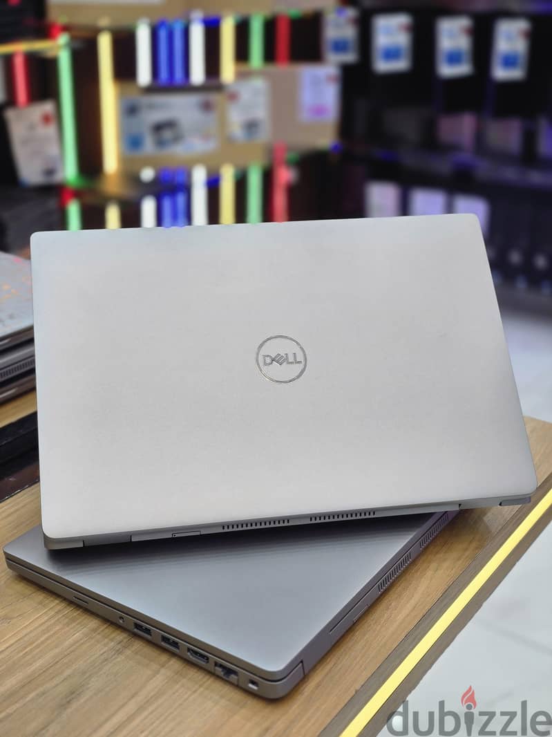 Dell Latitude 5430 Core i7-12th Generation 4