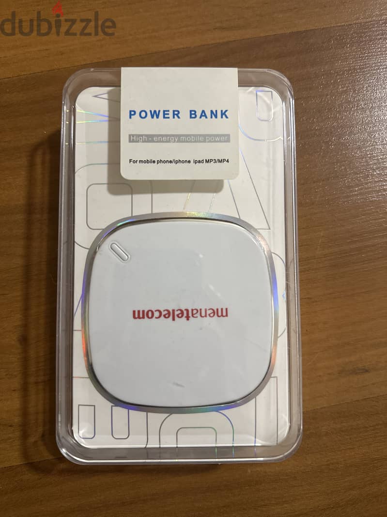 2 Power Banks 3