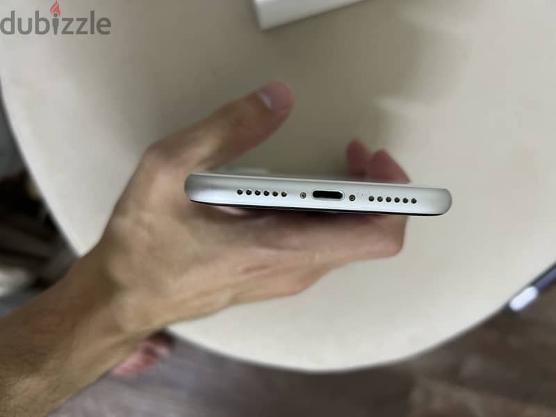 آبل - آيفون 11 2