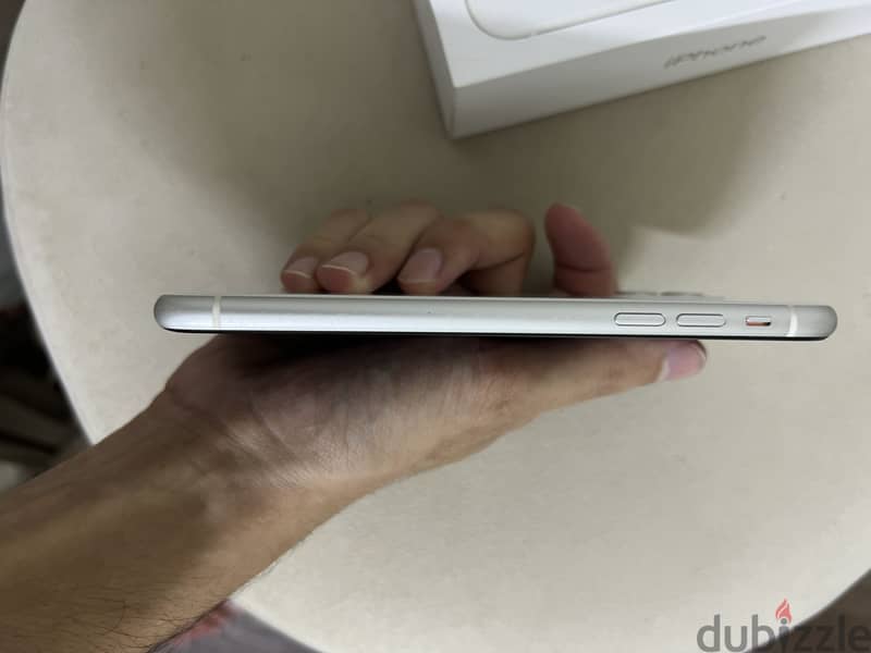 آبل - آيفون 11 3