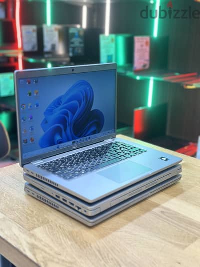 Dell Latitude 5430 Core i7-12th Generation