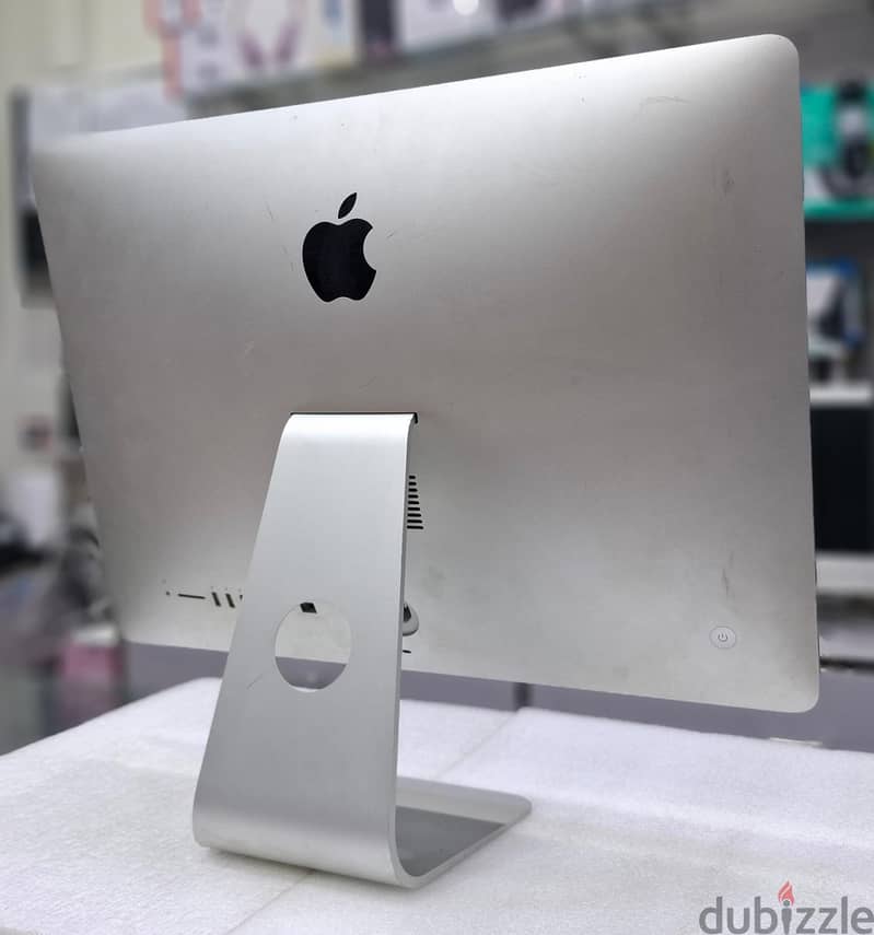 APPLE IMAC Core i5 22" Full HD Display 8GB RAM 1TB HDD NVidia Graphics 4