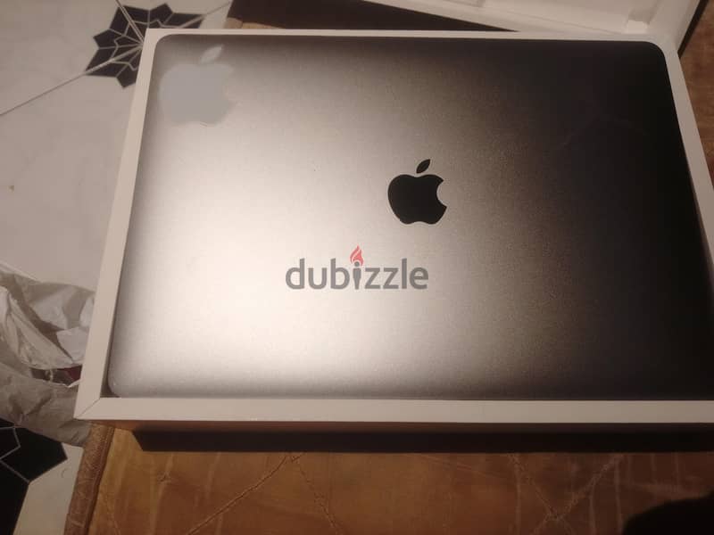 MacBook pro 2022 1