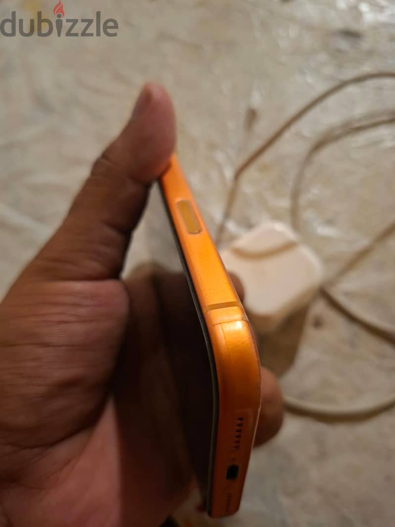 iPhone 17 pro max 256 box cable an adapter 94% 3