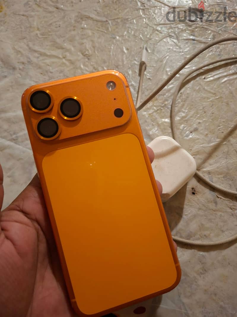iPhone 17 pro max 256 box cable an adapter 94% 7