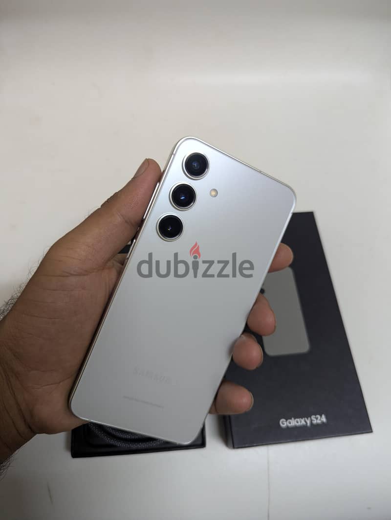 Samsung S24 8/256 3