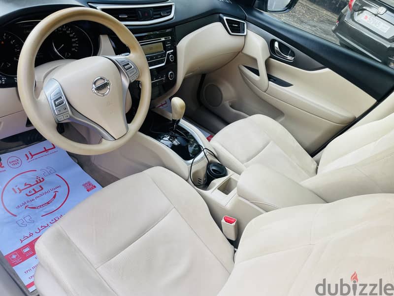 Nissan x trail 2015 model . 4