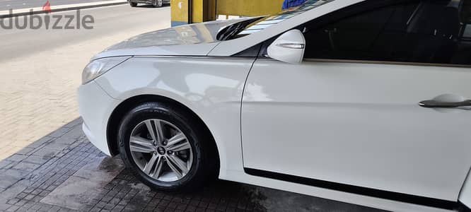 Car for rent on monthly basis