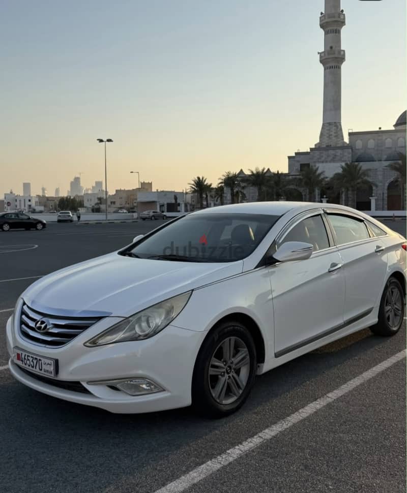 Car for rent on monthly basis 1