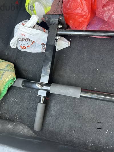 Wall mounted pullup bar 18bd