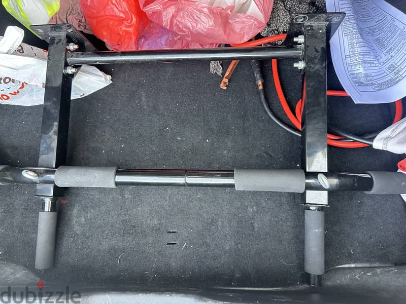 Wall mounted pullup bar 18bd 3