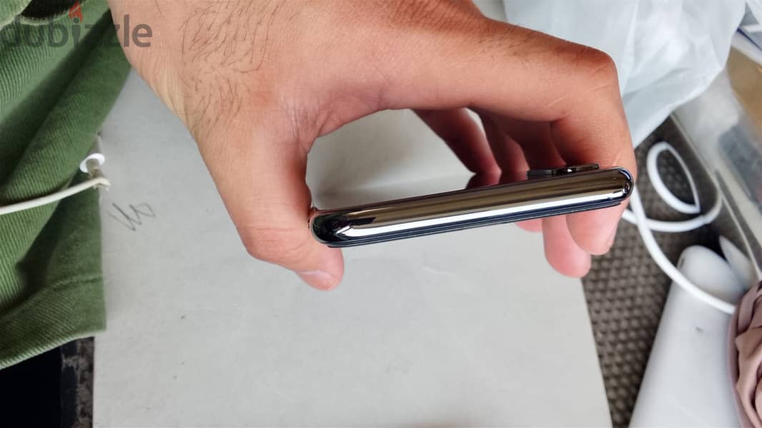 Apple - iPhone X 3