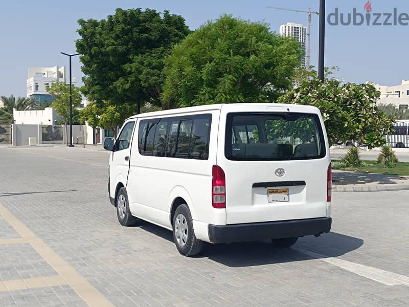 Toyota Hiace 2010-15-Seater Passenger 2
