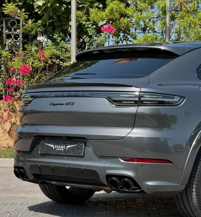 Porsche Cayenne GTS 2022 3