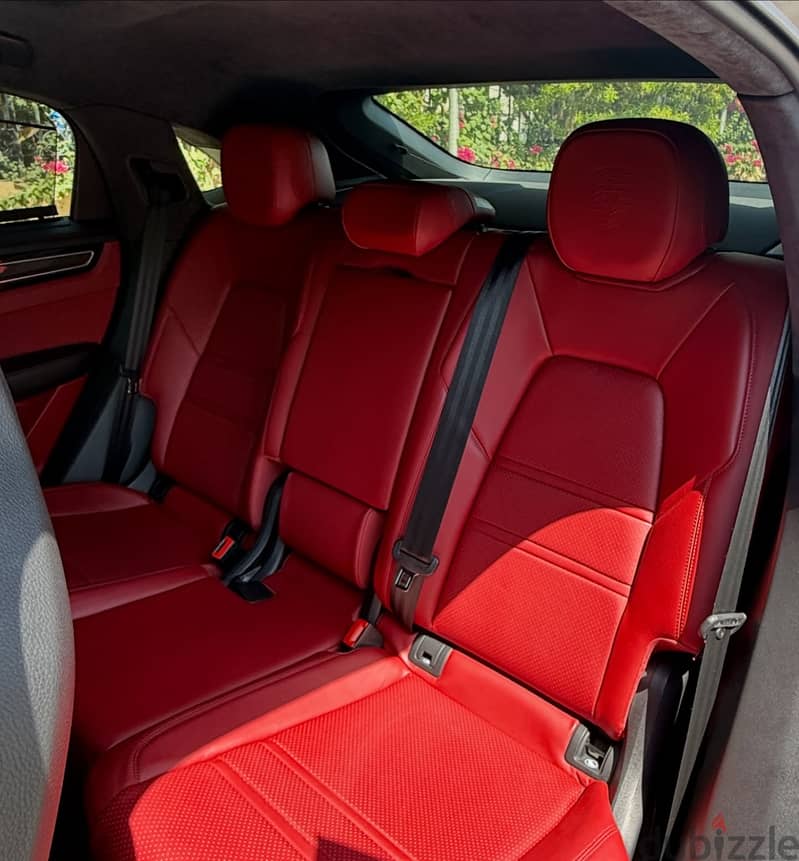 Porsche Cayenne GTS 2022 9
