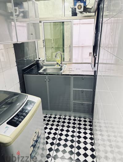 Bed space available for Muslim only (man)