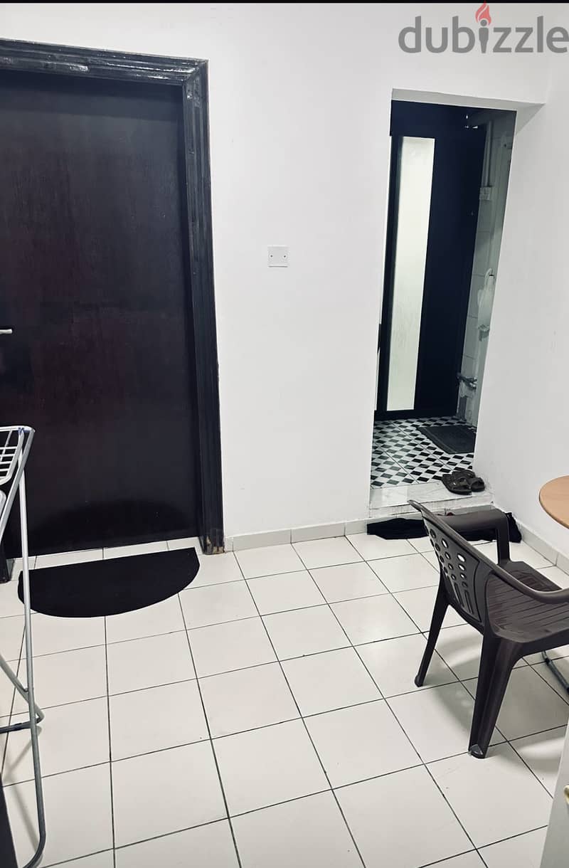 Bed space available for Muslim only (man) 1