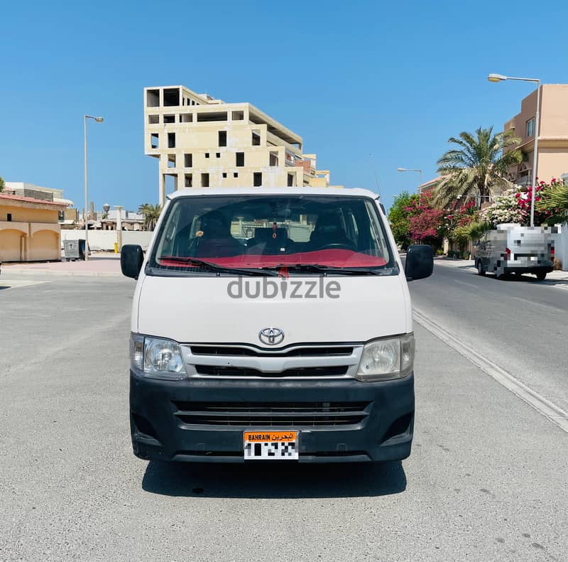 Toyota Hiace 2011 model passenger van for sale. . . 2