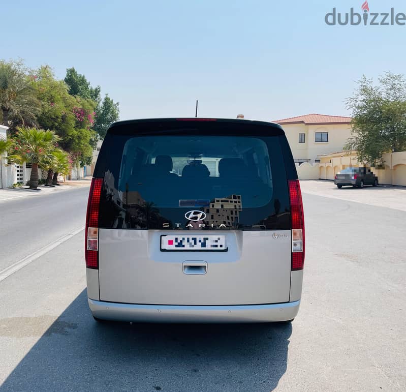 Hyundai Staria 2023 Model 15 seater family van agency warranty sale 10