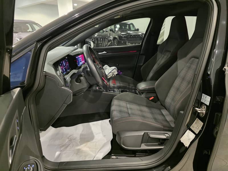 Volkswagen Golf GTI 2021 6