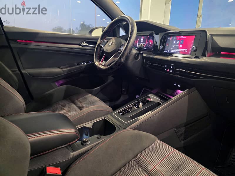 Volkswagen Golf GTI 2021 9