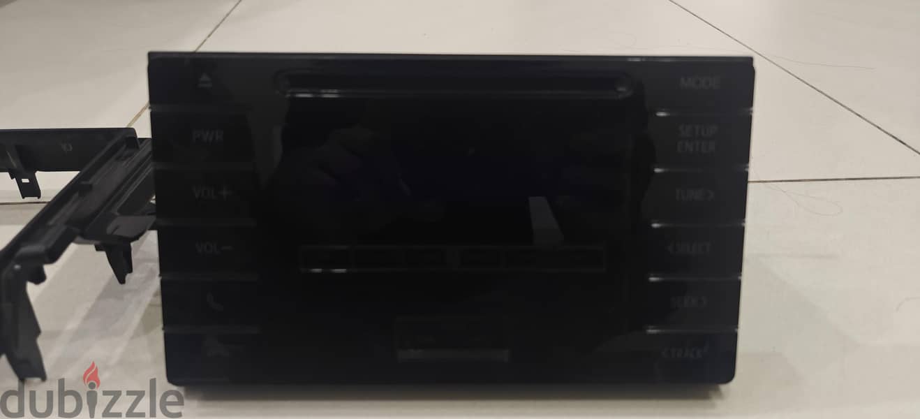 Toyota Fortuner Original Screen 2