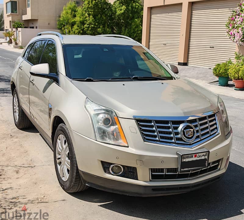 Stunning 2016 Cadillac SRX4 Luxury Crossover (3.6L V6) 1