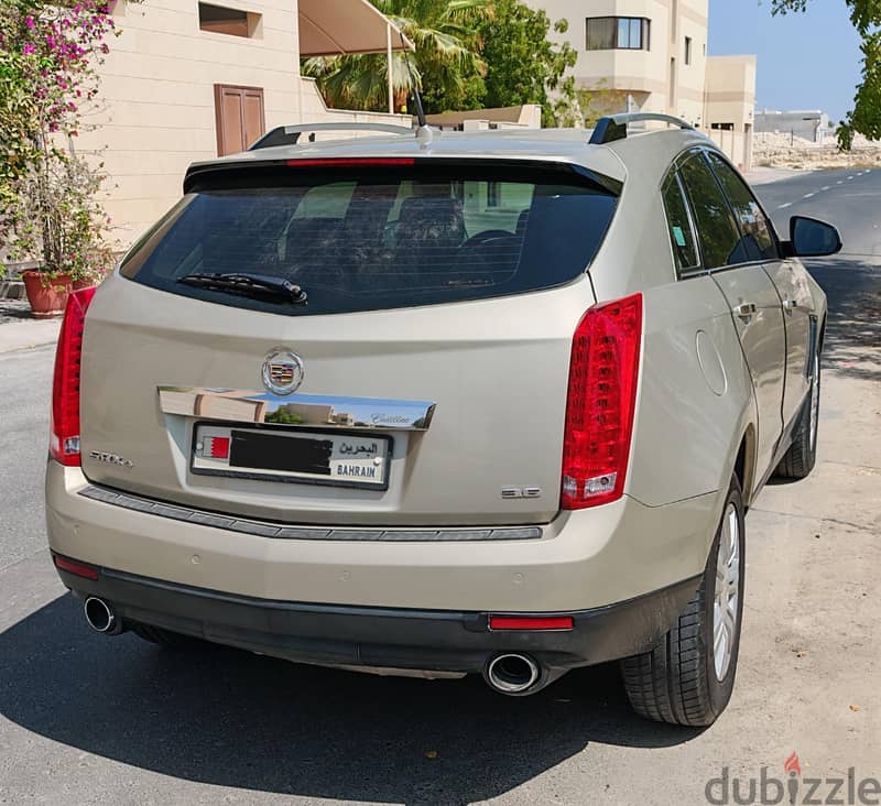 Stunning 2016 Cadillac SRX4 Luxury Crossover (3.6L V6) 2