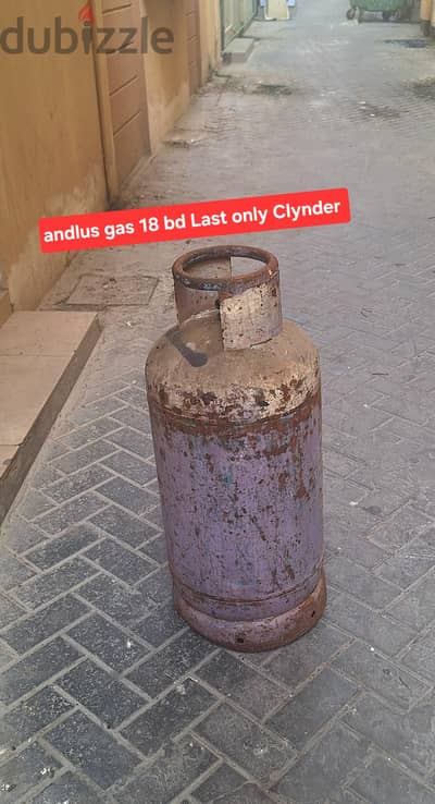 mediam Clynder 18 bd with delivery 20 msg 3670 8372 wts ap