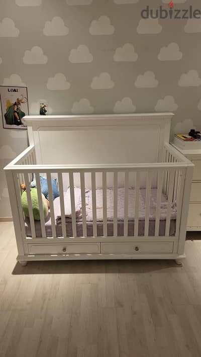 Baby Cot bed with mattress سرير أطفال مع ماترس