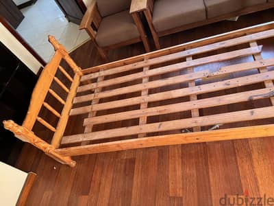 سرير فردي خشبي | Wooden Single Bed