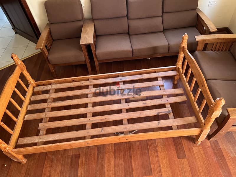 سرير فردي خشبي | Wooden Single Bed 1