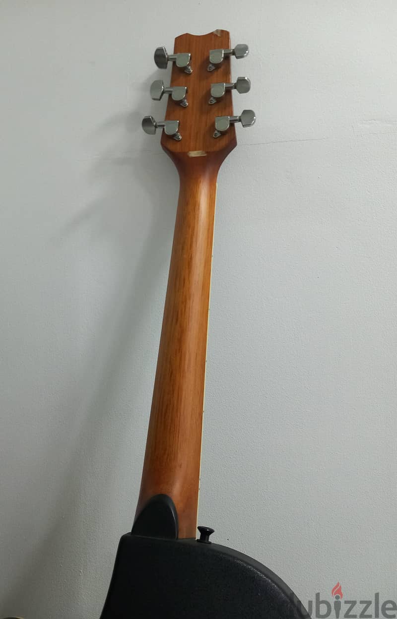 Ovation Style Semi-Acoustic Guitar 5