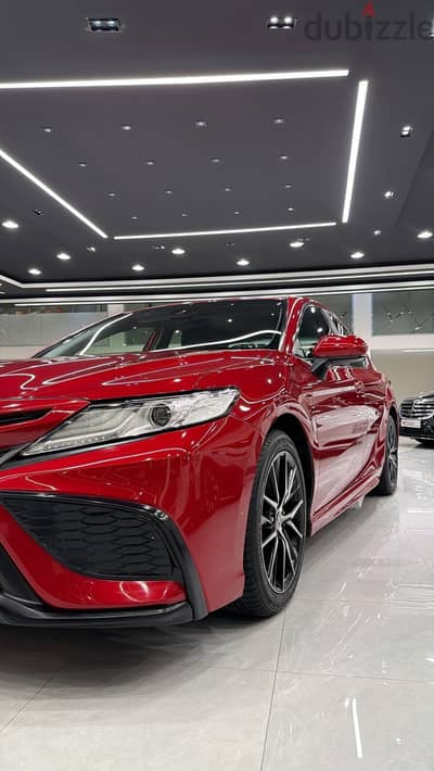 Toyota Camry 2021