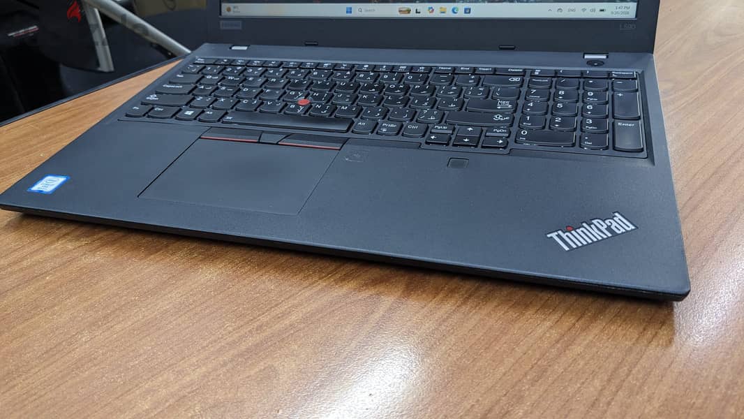 Thinkpad Core i7 8th Gen Laptop 8GB RAM 256GB SSD 15.6" FHD Display FR 4
