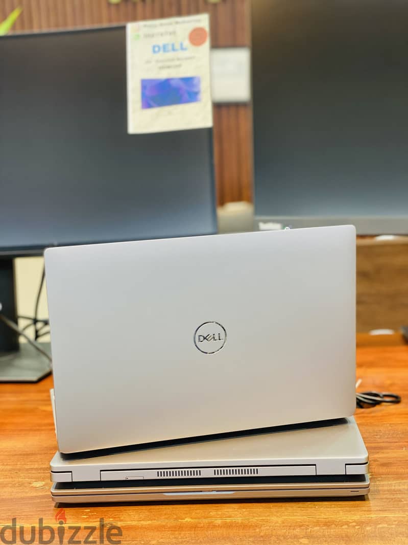 Dell Latitude 5430 Core i7-12th Generation 4