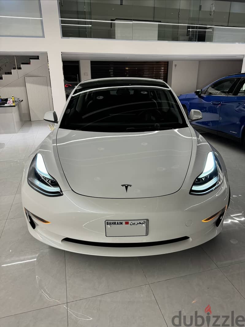 Tesla Model 3 2023 1