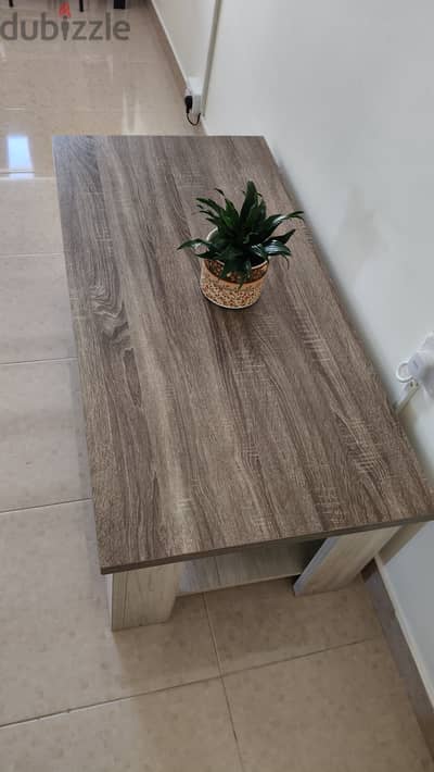 Centre table