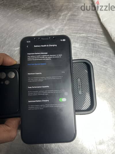 Apple - iPhone 11